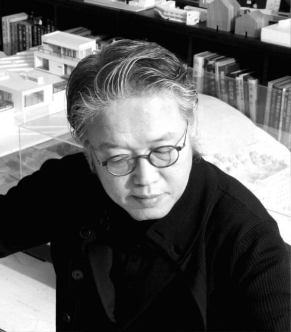 건축가 김홍근.JPG