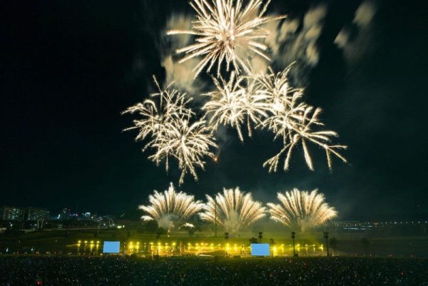 23일 오천그린광장 하늘을 수놓은 불꽃쇼5.jpg