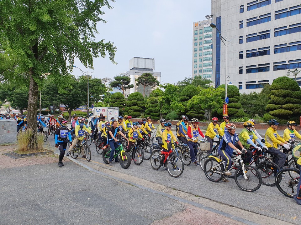생태교통수단인 자전거로 전주 한바퀴